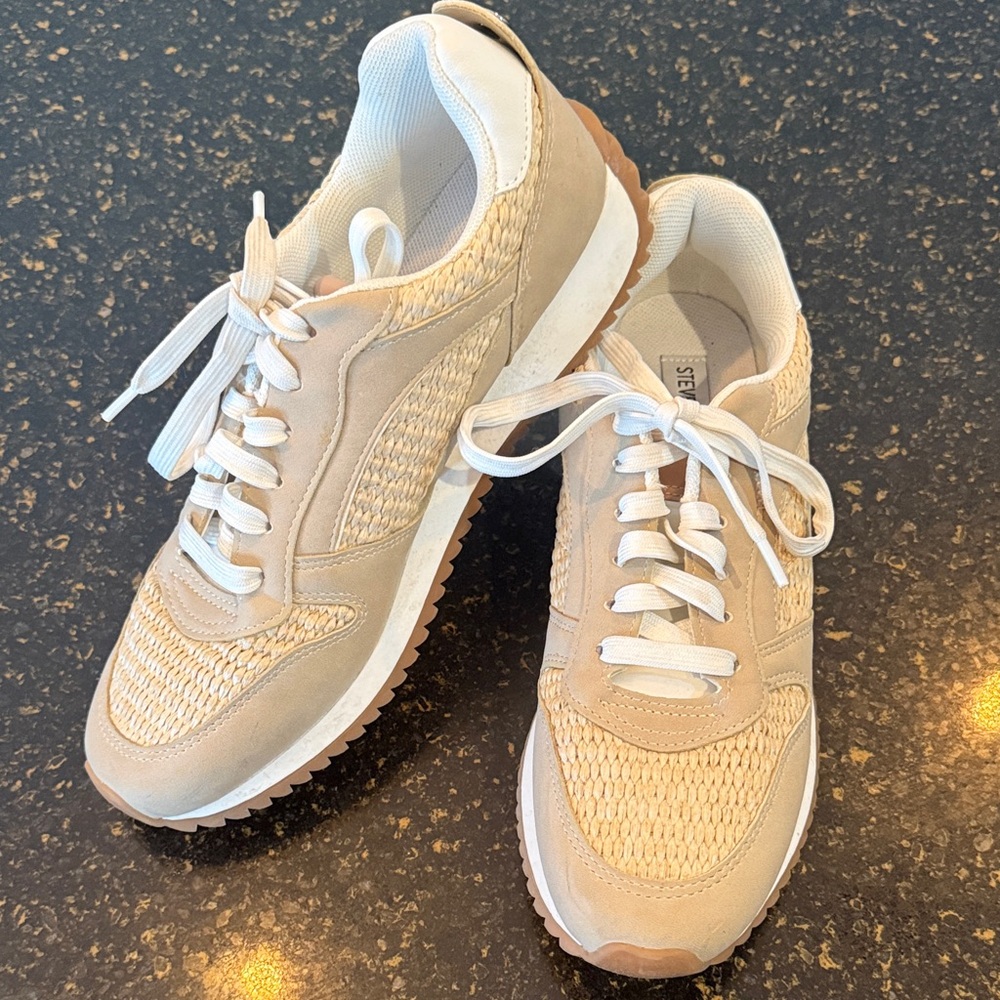 Steve Madden Cream and Tan Sneakers